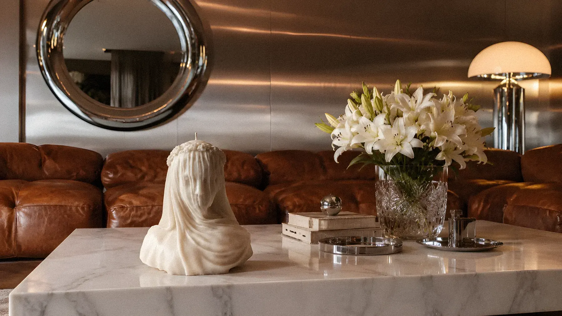 Grace veiled sculptural candle