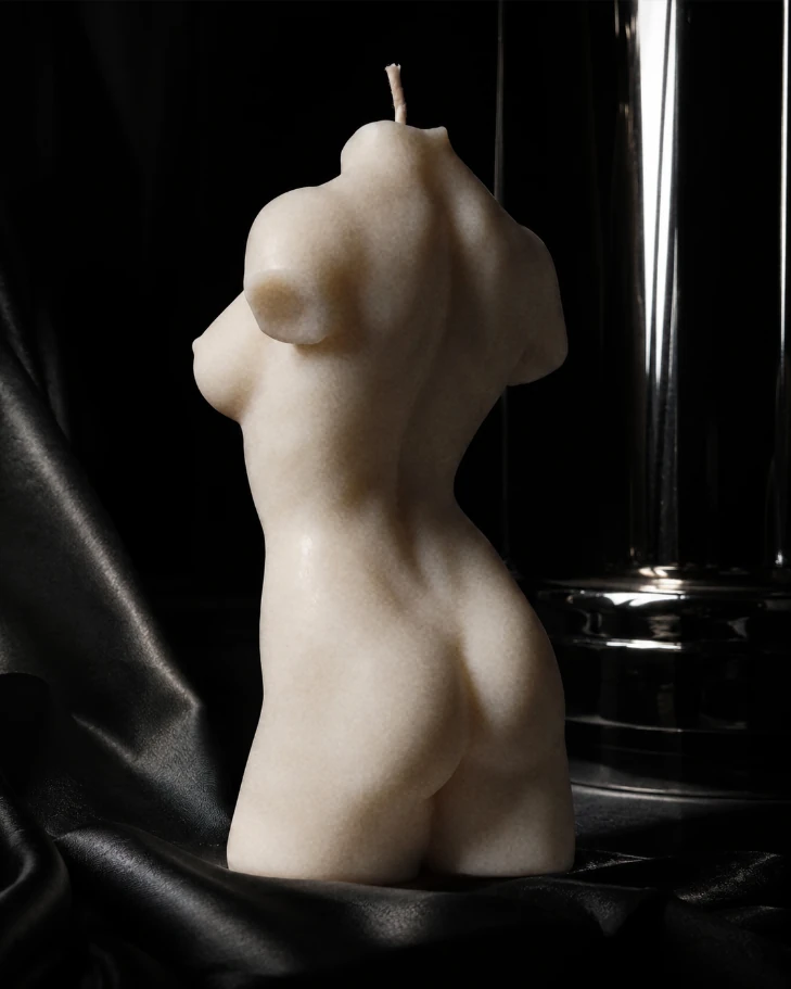 Vish sculptural candle in situ