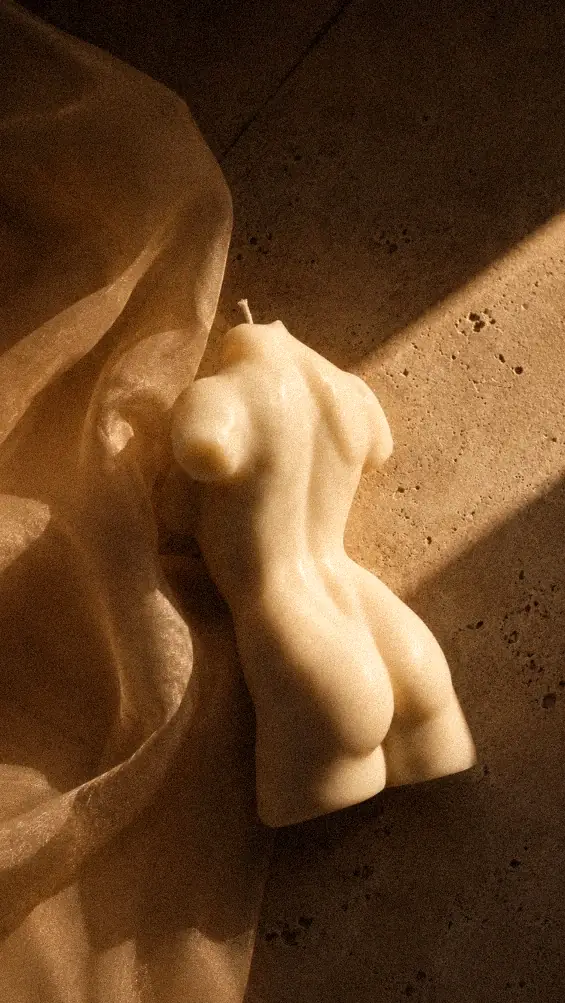 Vish sculptural candle in situ